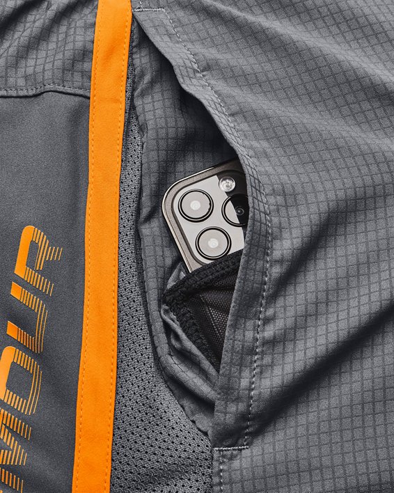 Men's UA Launch 7'' Graphic Shorts in Gray image number 4